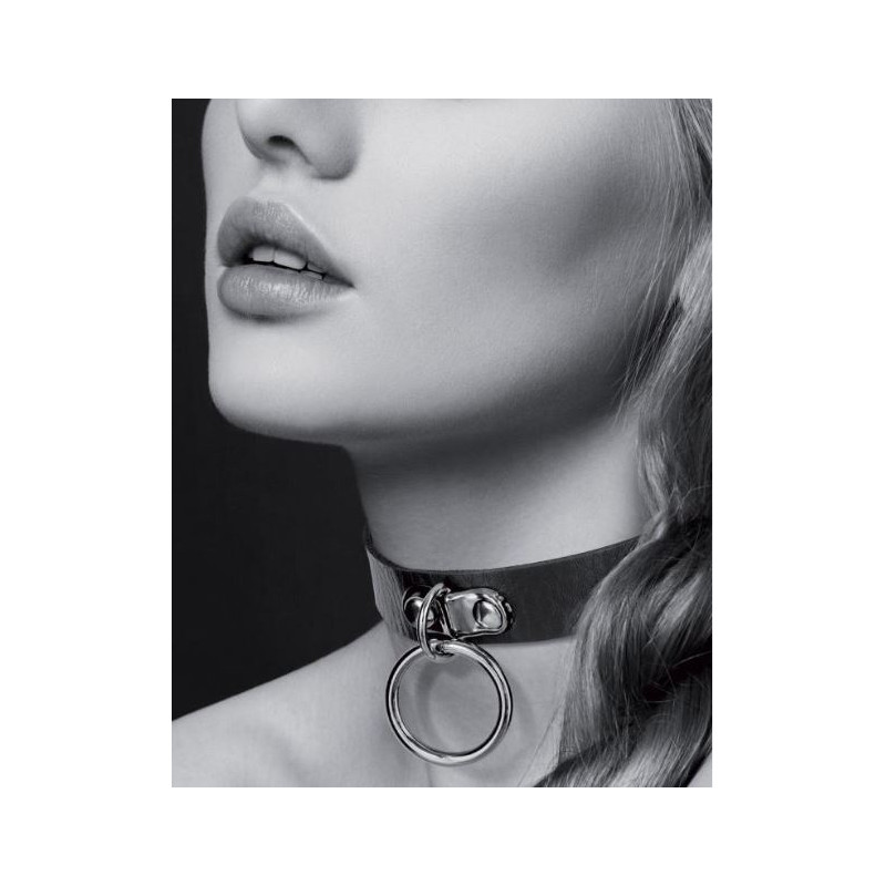 Collare Nero Con Anello